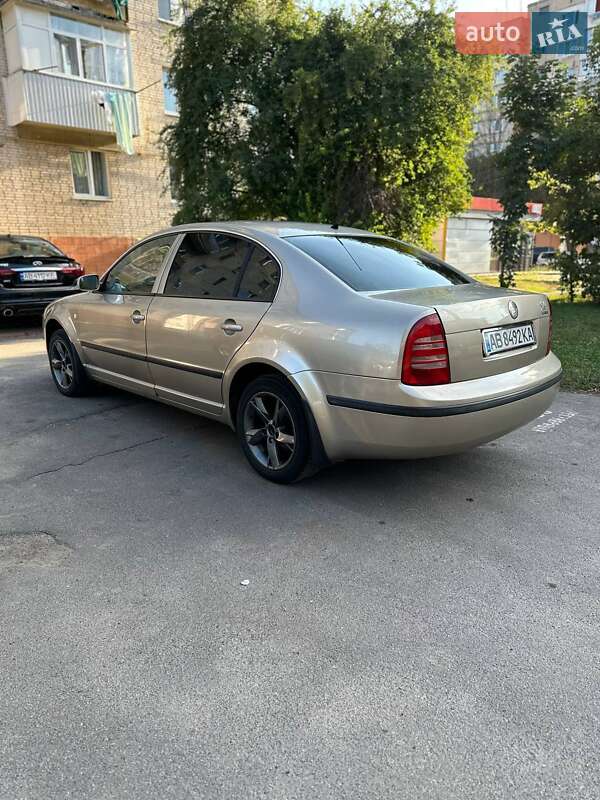 Лифтбек Skoda Superb 2004 в Виннице фото 5 Лифтбек Skoda Superb 2004 в Виннице