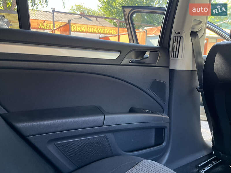 Лифтбек Skoda Superb 2012 в Черкассах фото 14 Лифтбек Skoda Superb 2012 в Черкассах