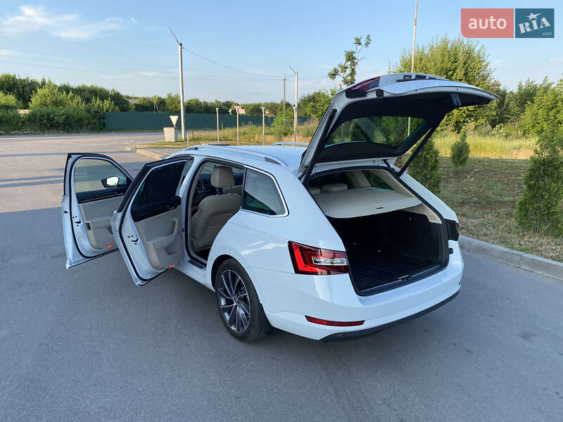 Универсал Skoda Superb 2016 в Мироновке