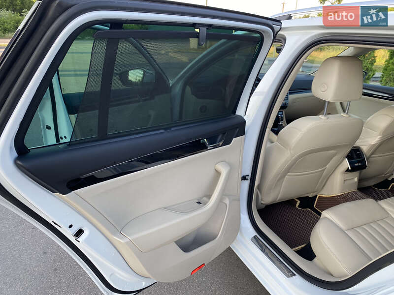 Универсал Skoda Superb 2016 в Мироновке