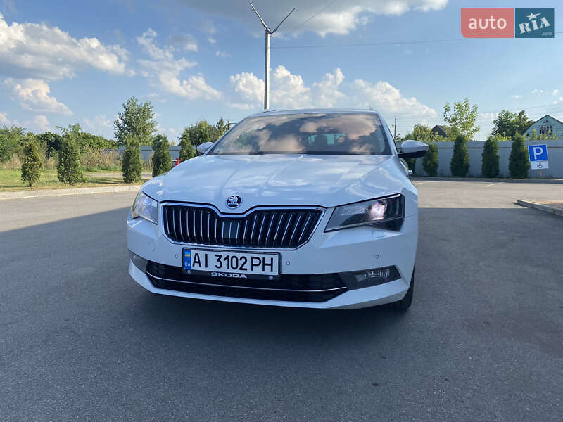 Универсал Skoda Superb 2016 в Мироновке