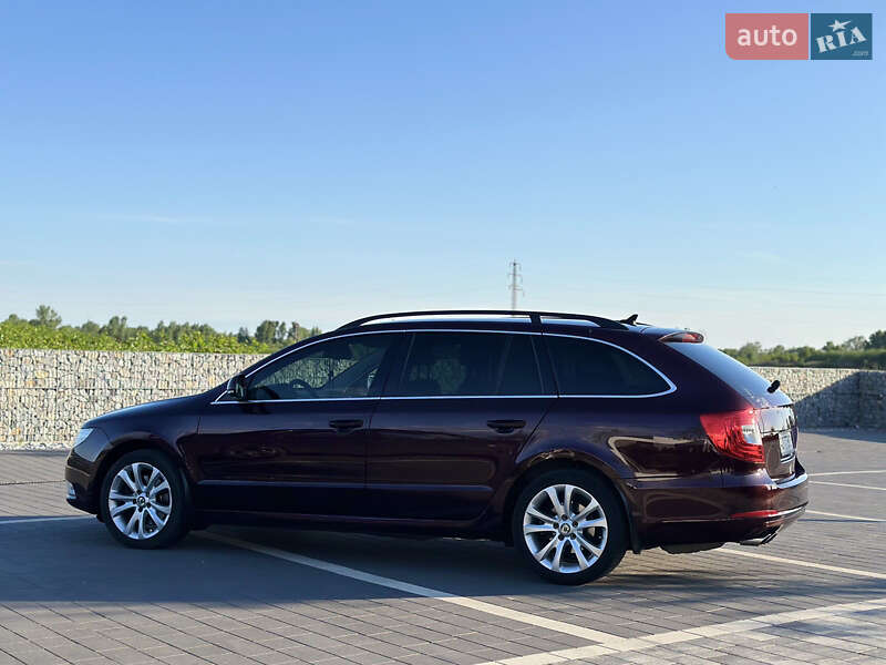 Універсал Skoda Superb 2012 в Мукачевому