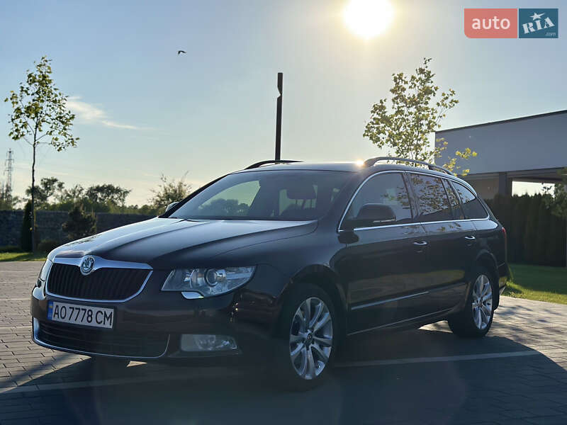 Універсал Skoda Superb 2012 в Мукачевому