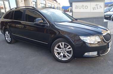 Універсал Skoda Superb 2011 в Умані