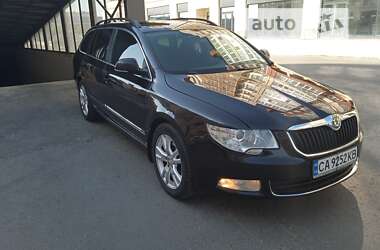 Універсал Skoda Superb 2011 в Умані