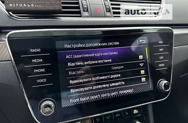 Ліфтбек Skoda Superb 2019 в 