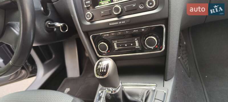 Лифтбек Skoda Superb 2012 в Киеве