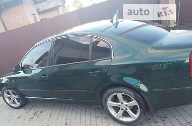 Ліфтбек Skoda Superb 2003 в Стрию