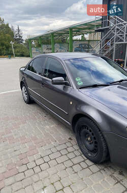 Лифтбек Skoda Superb 2005 в Надворной