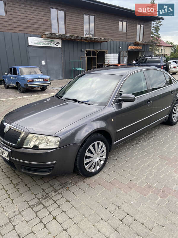 Ліфтбек Skoda Superb 2005 в Надвірній
