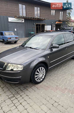 Лифтбек Skoda Superb 2005 в Надворной