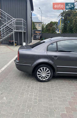 Лифтбек Skoda Superb 2005 в Надворной