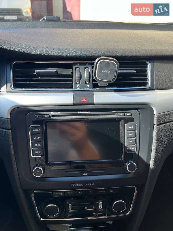 Ліфтбек Skoda Superb 2011 в Східниці