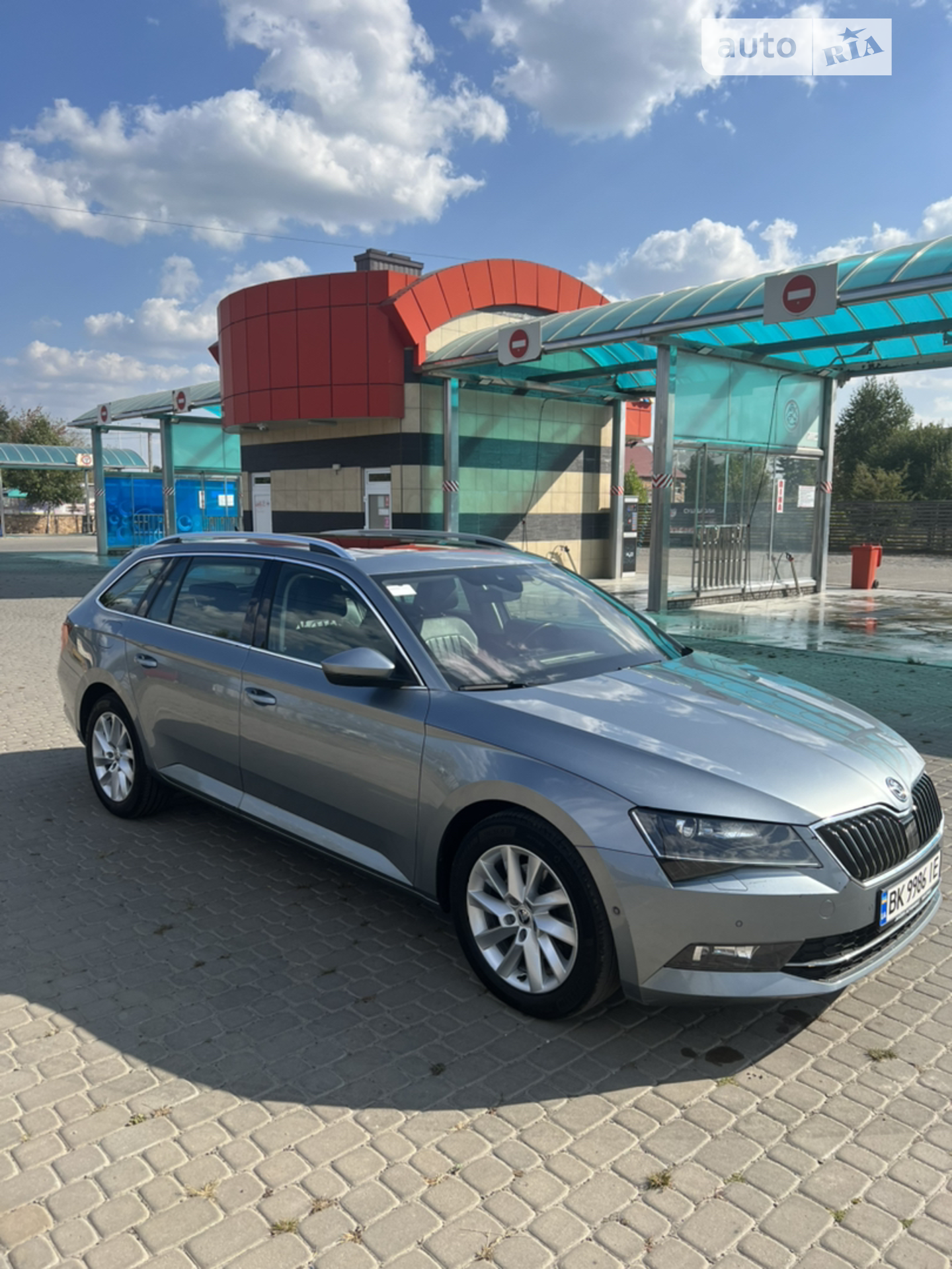 2018 Skoda Superb - мініатюра 3