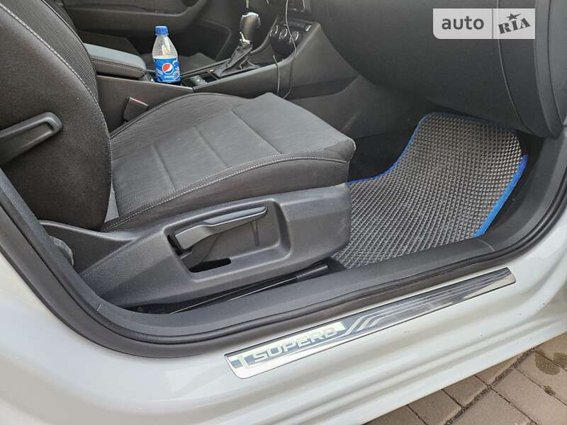 Универсал Skoda Superb 2017 в Киеве