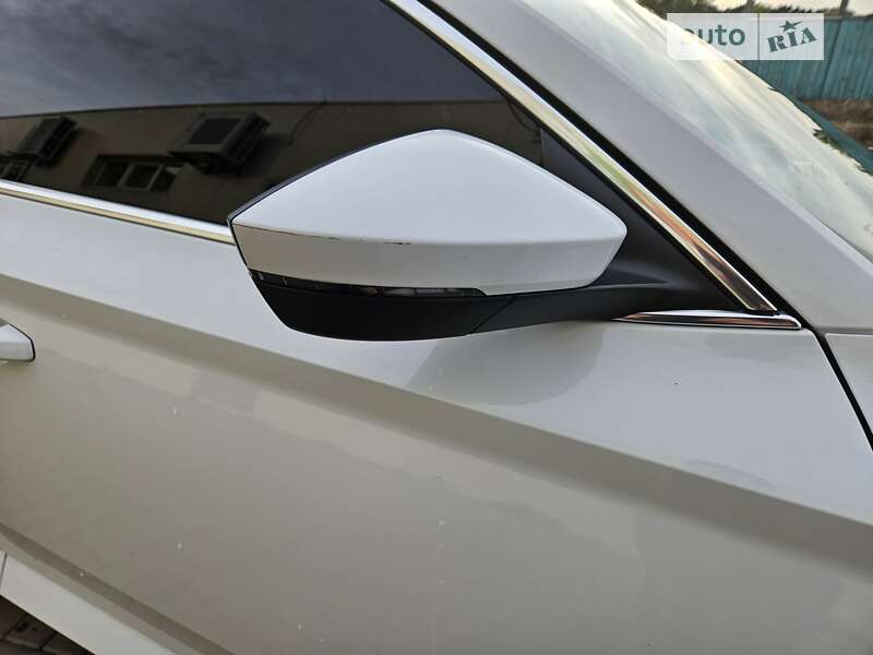 Универсал Skoda Superb 2017 в Киеве