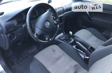 Лифтбек Skoda Superb 2006 в Львове