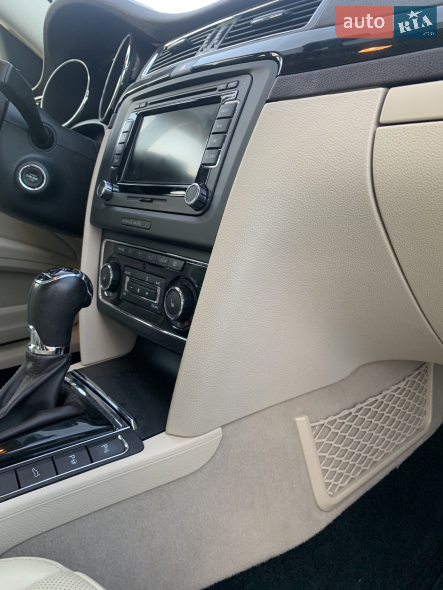 2014 Skoda Superb - мініатюра 3