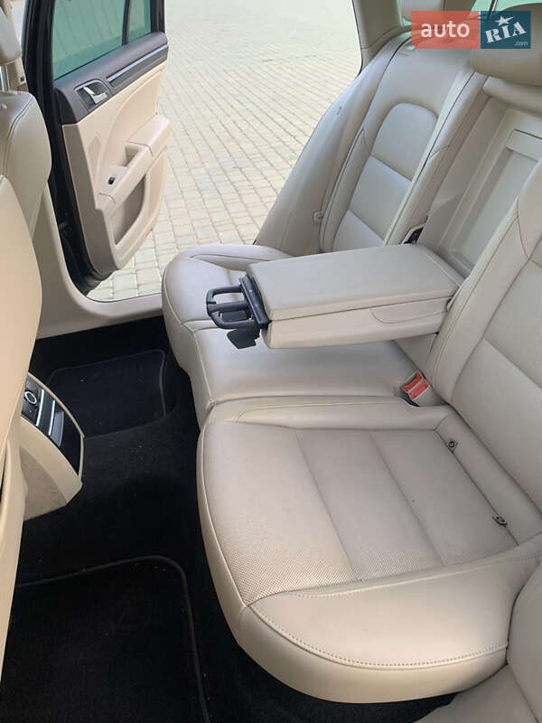 Універсал Skoda Superb 2014 в Одесі фото 18 Універсал Skoda Superb 2014 в Одесі