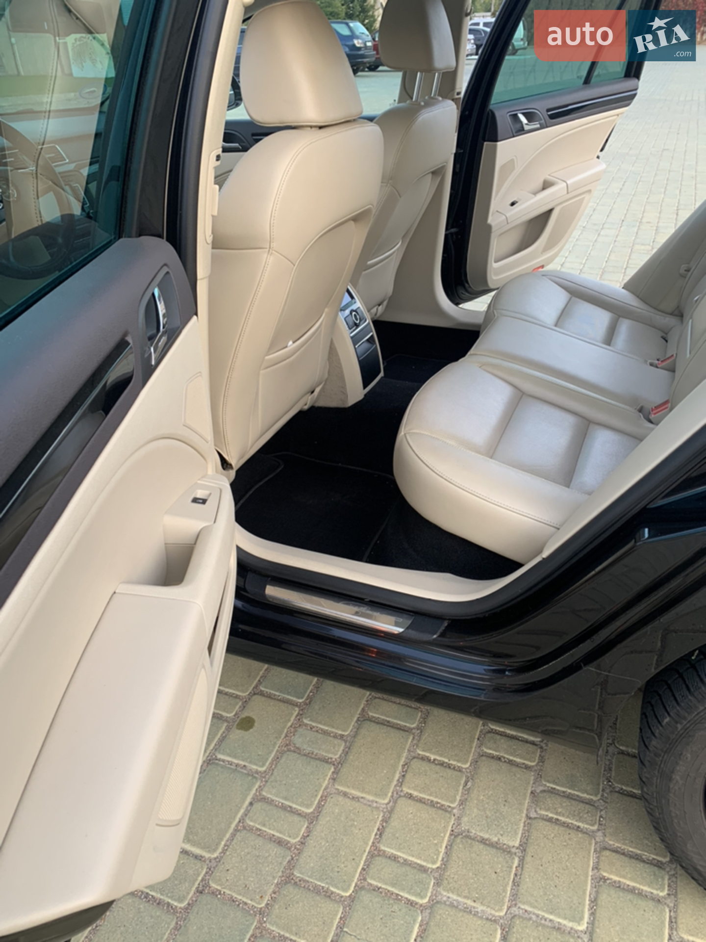 2014 Skoda Superb - мініатюра 23