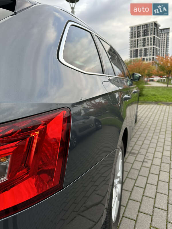 Універсал Skoda Superb 2019 в Львові