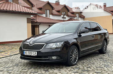 Лифтбек Skoda Superb 2015 в Хусте