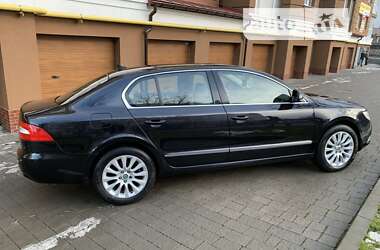 Лифтбек Skoda Superb 2011 в Ивано-Франковске