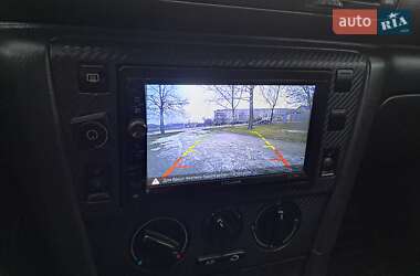 Лифтбек Skoda Superb 2003 в 