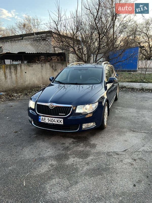 Skoda Superb 2011