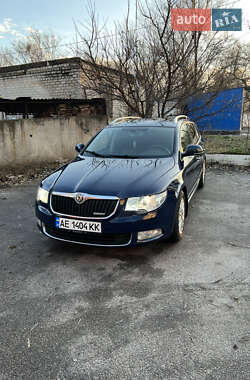 Универсал Skoda Superb 2011 в 