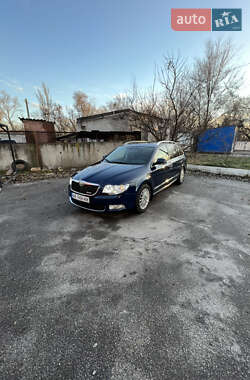 Универсал Skoda Superb 2011 в 