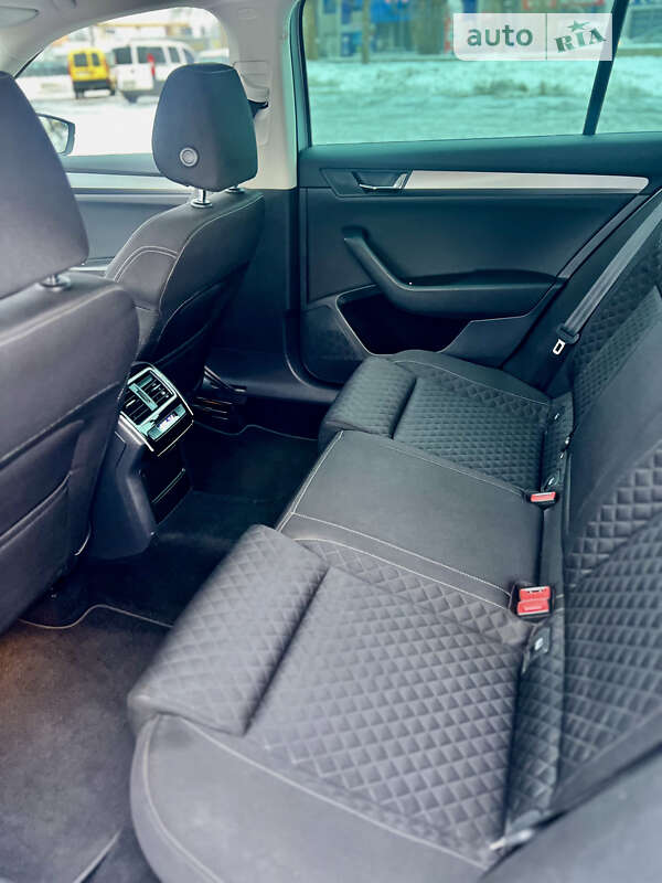 Универсал Skoda Superb 2017 в Житомире