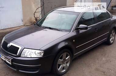 Лифтбек Skoda Superb 2006 в Покрове