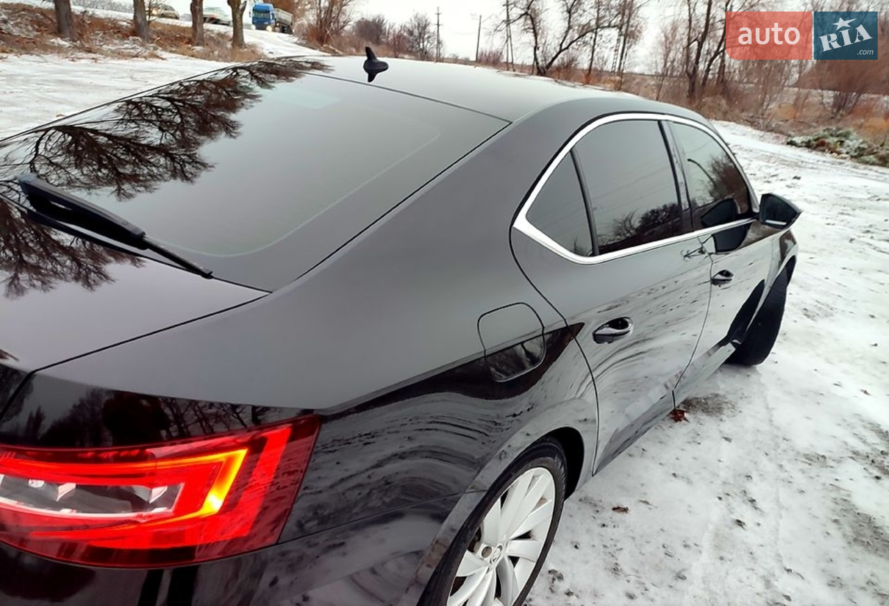 2017 Skoda Superb - мініатюра 28