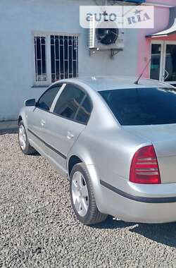 Лифтбек Skoda Superb 2005 в Николаеве