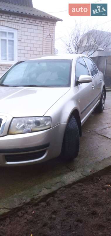 Skoda Superb 2005