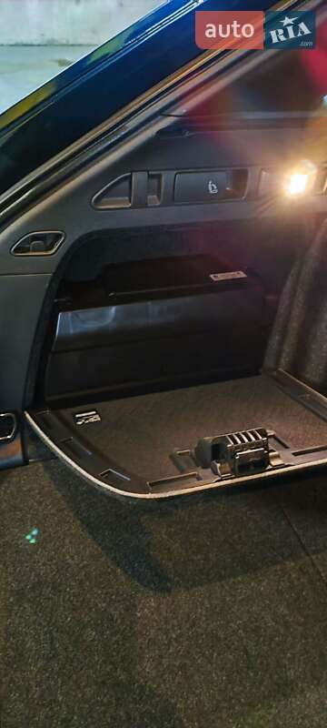 Универсал Skoda Superb 2019 в Львове