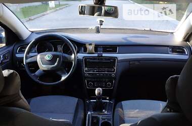 Лифтбек Skoda Superb 2008 в 