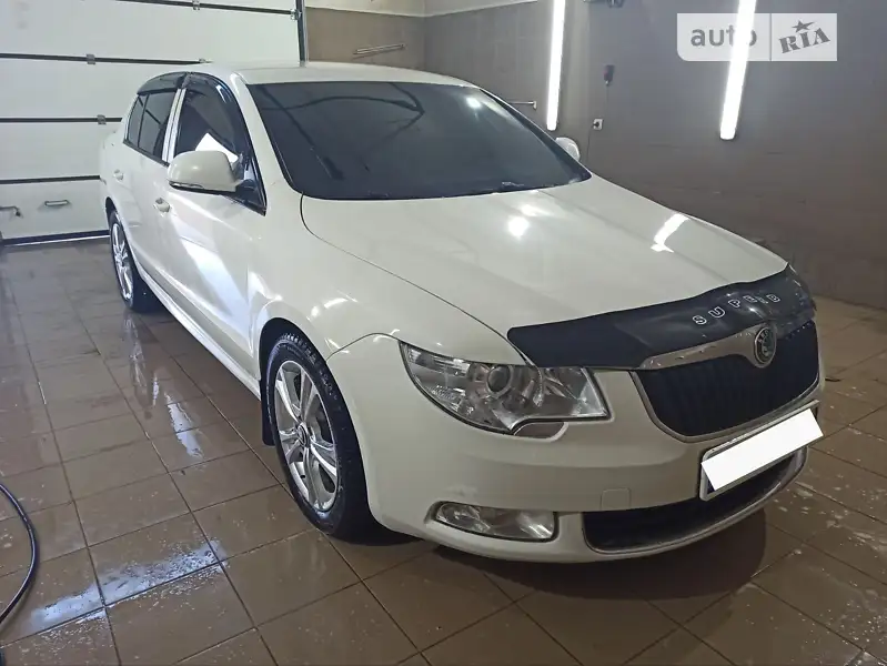 Skoda Superb 2011 VIN TMBAJ73T3C9036183 фото оголошення 13 з 50