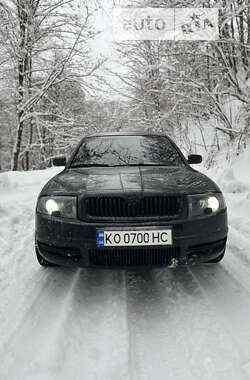 Лифтбек Skoda Superb 2004 в Хусте