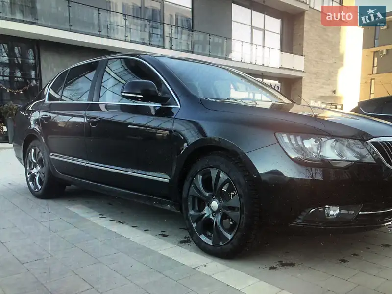 Skoda Superb 2014 VIN TMBCE73T1F9032585 фото оголошення 6 з 40