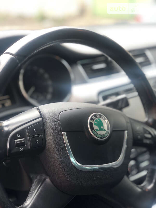 Универсал Skoda Superb 2010 в Львове