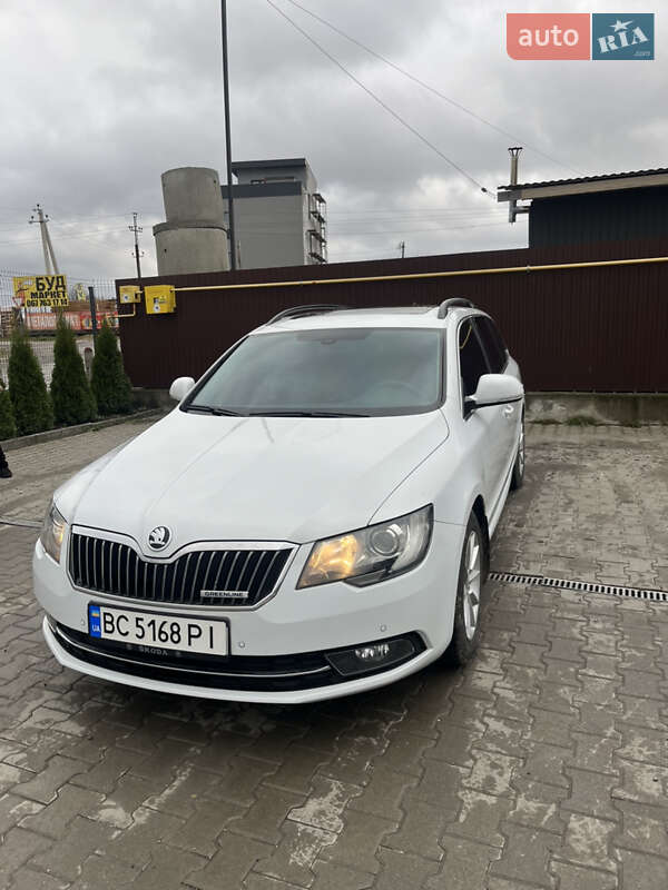 Універсал Skoda Superb 2015 в 