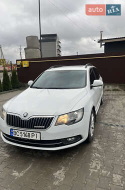 Універсал Skoda Superb 2015 в 