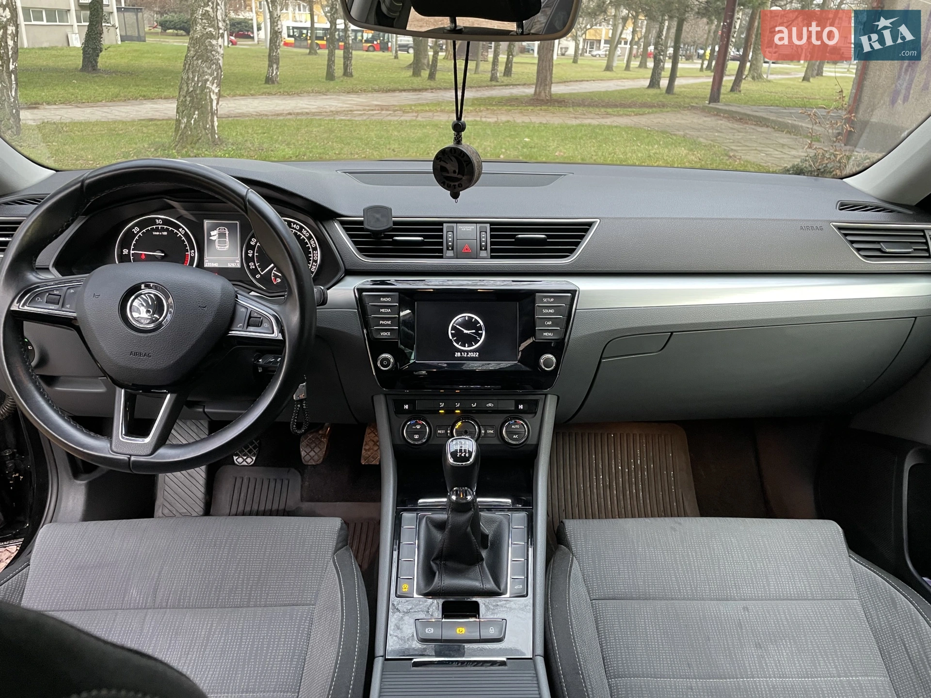 2016 Skoda Superb - мініатюра 9