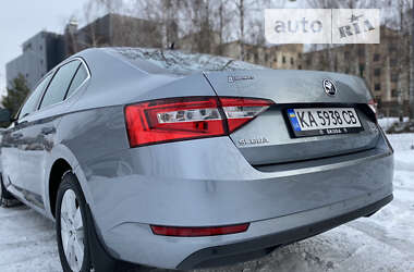 Ліфтбек Skoda Superb 2016 в Києві