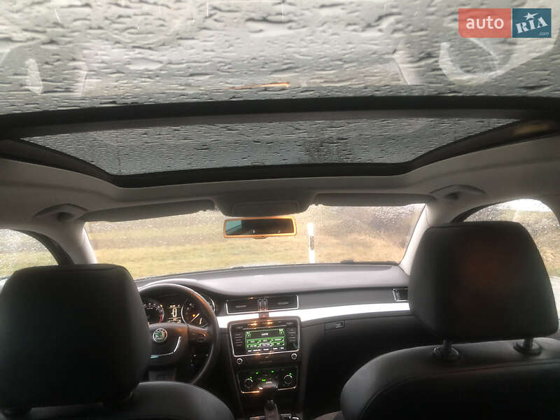 Универсал Skoda Superb 2011 в Львове