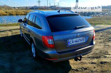 Универсал Skoda Superb 2012 в 