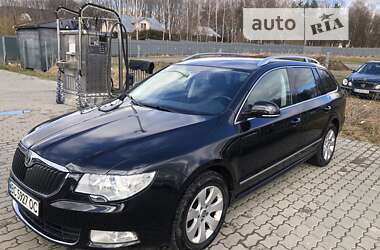 Универсал Skoda Superb 2011 в Дрогобыче