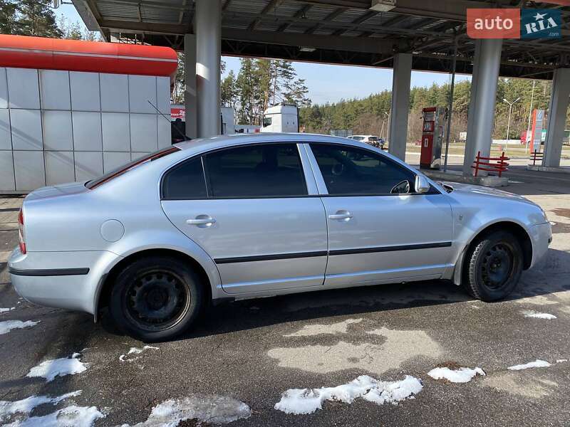 Skoda Superb 2008